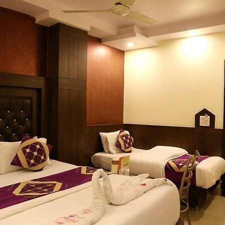 Hotel Shivam International - A Well Hygiene Property All Staff Vaccinated " New Delhi Ngoại thất bức ảnh