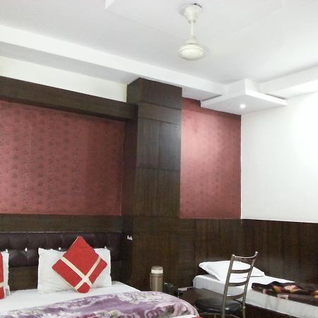 Hotel Shivam International - A Well Hygiene Property All Staff Vaccinated " New Delhi Ngoại thất bức ảnh
