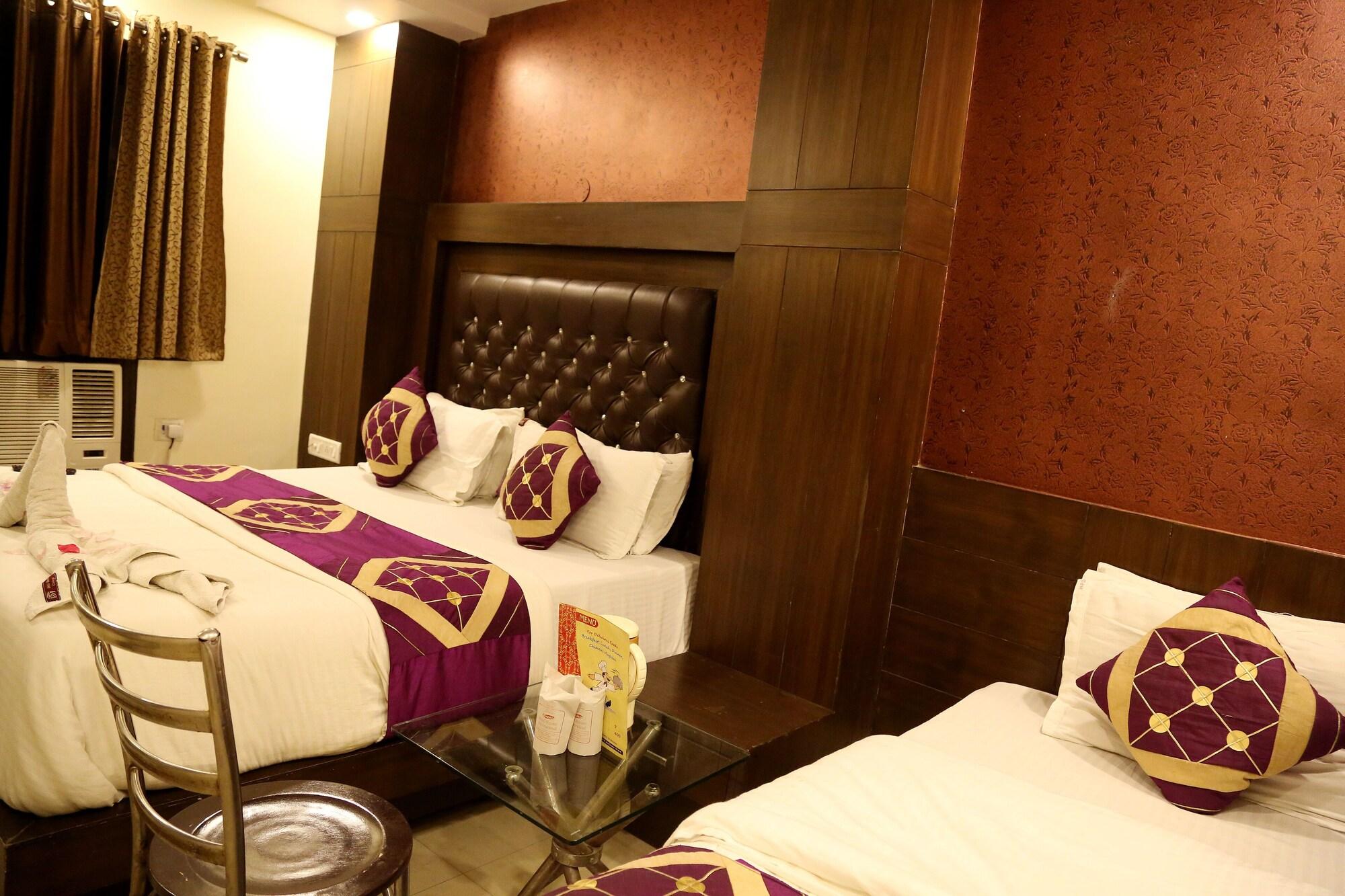 Hotel Shivam International - A Well Hygiene Property All Staff Vaccinated " New Delhi Ngoại thất bức ảnh