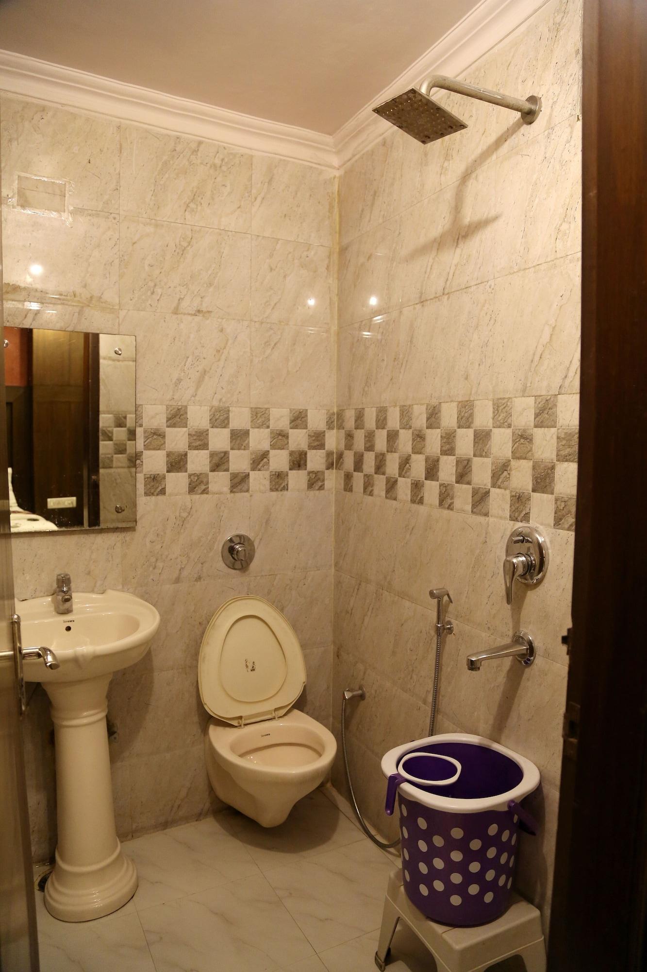 Hotel Shivam International - A Well Hygiene Property All Staff Vaccinated " New Delhi Ngoại thất bức ảnh