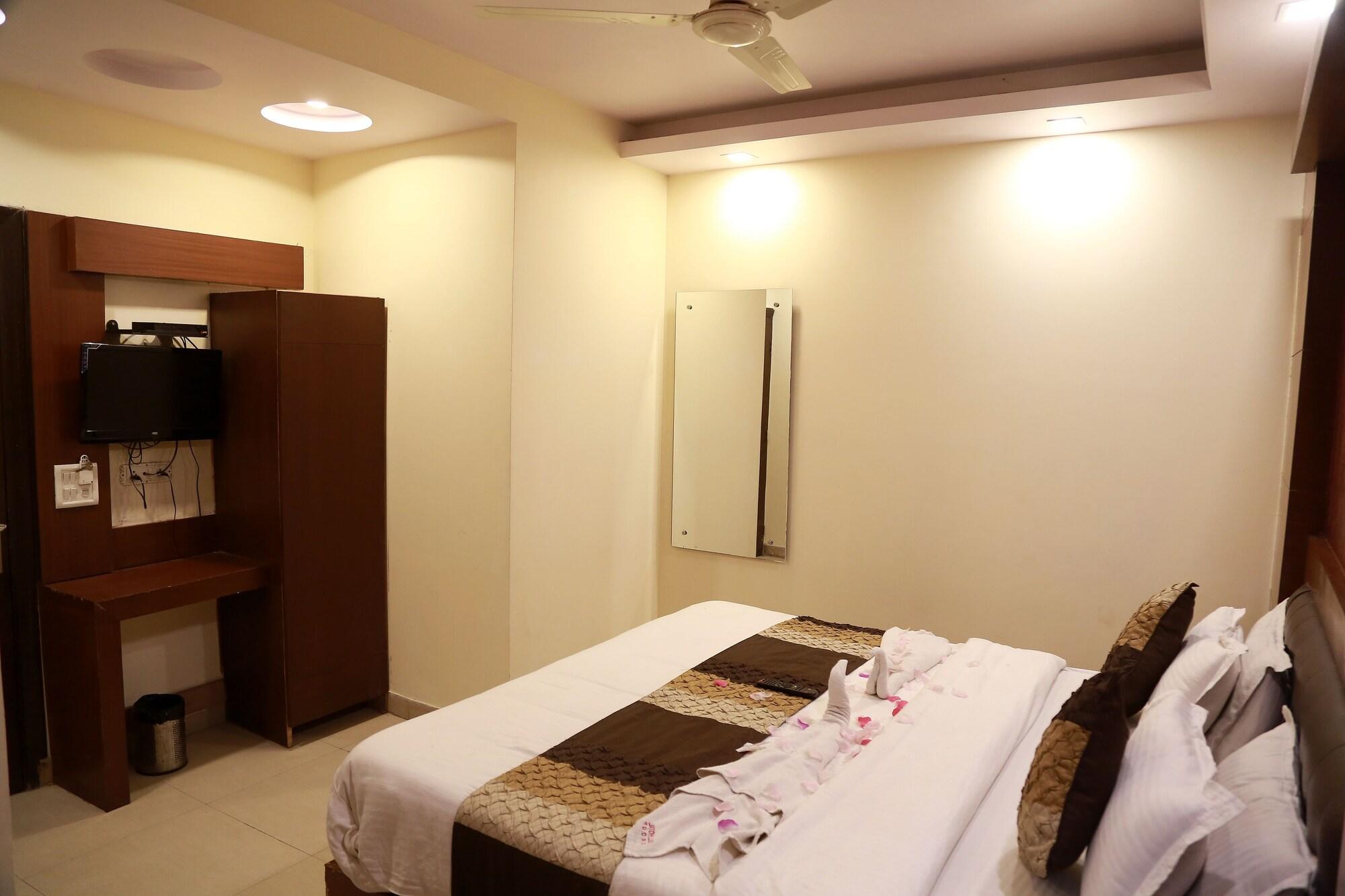 Hotel Shivam International - A Well Hygiene Property All Staff Vaccinated " New Delhi Ngoại thất bức ảnh