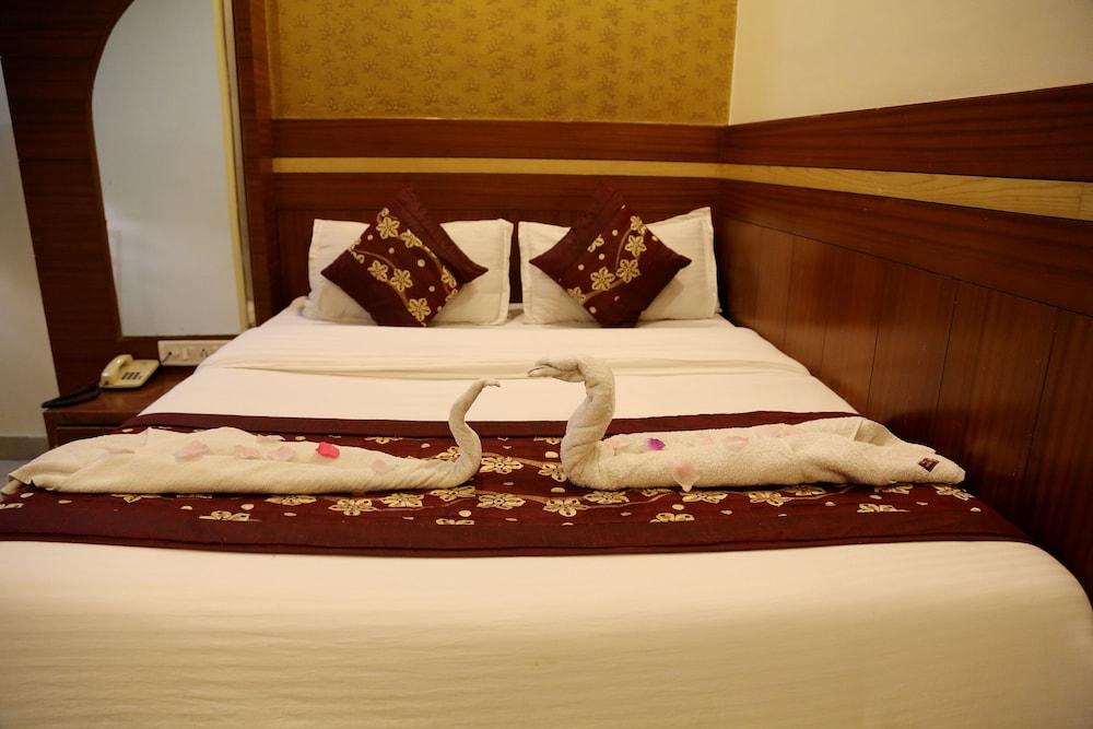 Hotel Shivam International - A Well Hygiene Property All Staff Vaccinated " New Delhi Ngoại thất bức ảnh