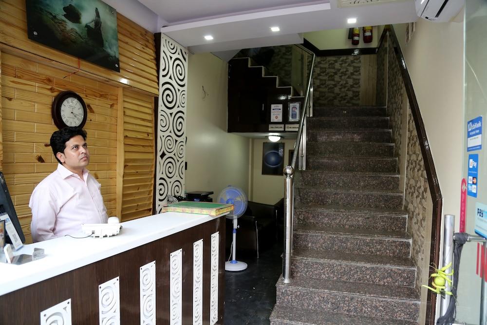 Hotel Shivam International - A Well Hygiene Property All Staff Vaccinated " New Delhi Ngoại thất bức ảnh