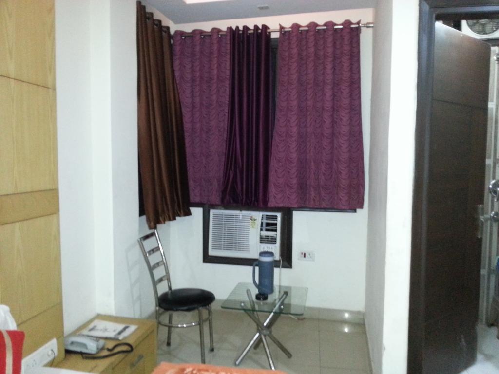 Hotel Shivam International - A Well Hygiene Property All Staff Vaccinated " New Delhi Ngoại thất bức ảnh
