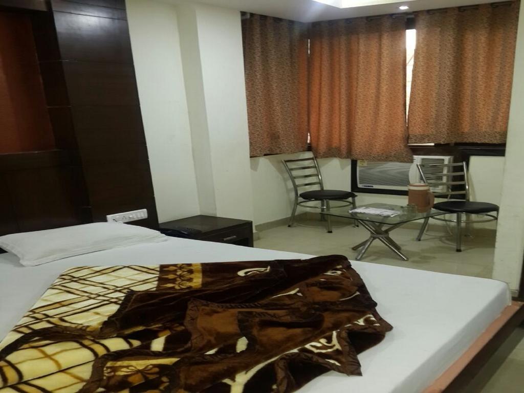 Hotel Shivam International - A Well Hygiene Property All Staff Vaccinated " New Delhi Ngoại thất bức ảnh